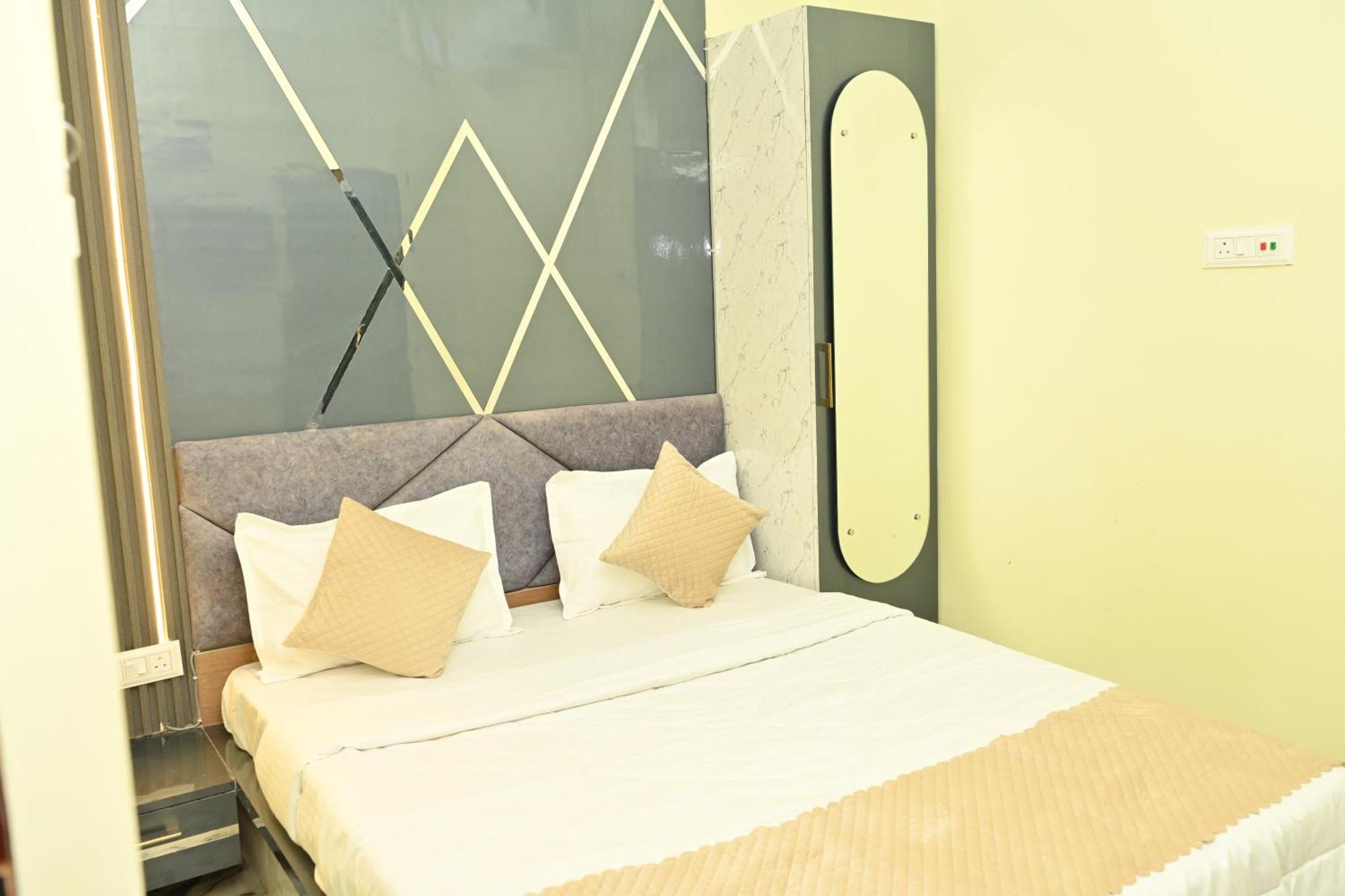 Baripada The Vintage Plaza酒店 外观 照片